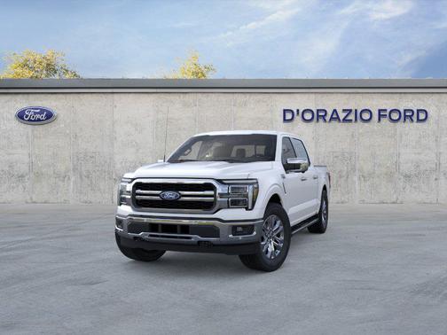 Star White Metallic Tri-Coat 2026 Ford F-150 Lariat