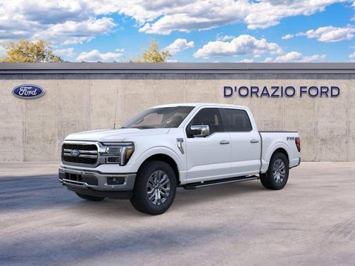 STAR WHITE METALLIC TRICOAT 2026 Ford F-150 Lariat