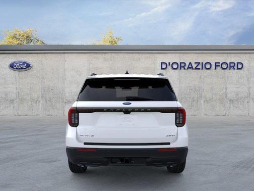 Star White Metallic Tri-Coat 2026 Ford Explorer Active