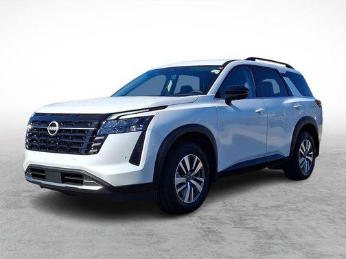 Everest White Pearl Tricoat 2026 Nissan Pathfinder SL