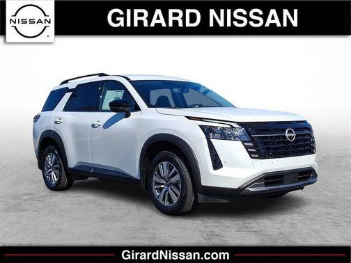 Everest White Pearl Tricoat 2026 Nissan Pathfinder SL