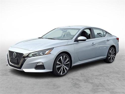 2022 Nissan Altima SR Intelligent AWD