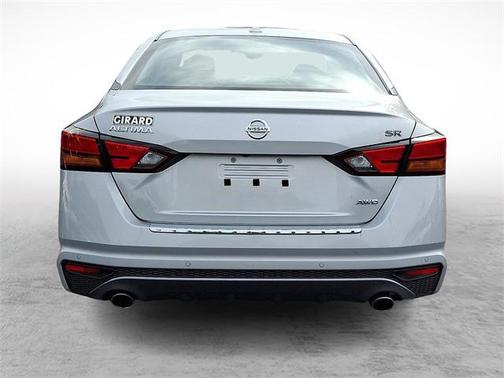 2022 Nissan Altima SR Intelligent AWD