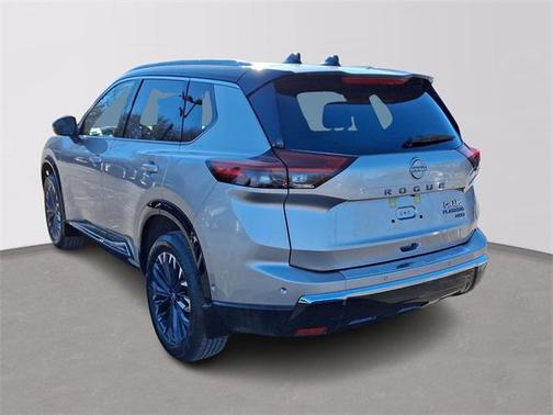 2025 Nissan Rogue Platinum