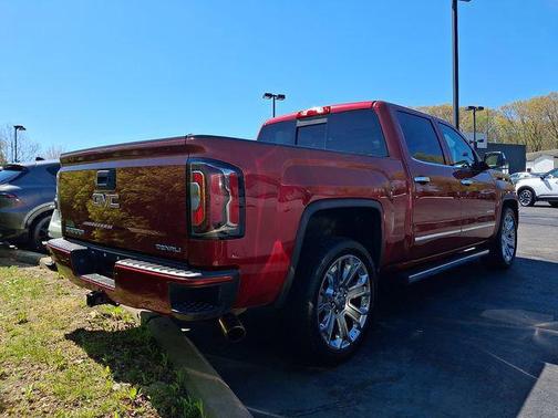 Red Quartz Tintcoat 2018 GMC Sierra 1500 Denali