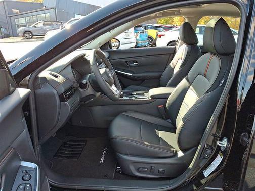 Super Black 2025 Nissan Sentra SR