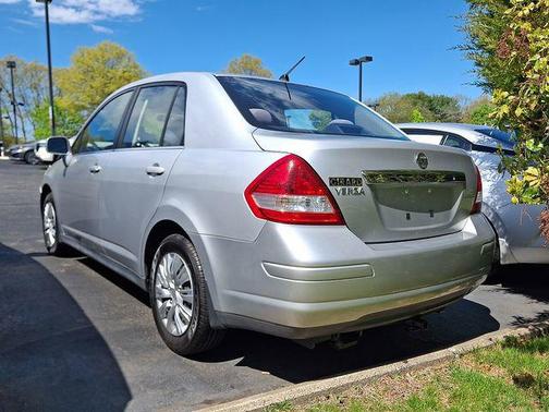 Brilliant Silver Metallic 2008 Nissan Versa S