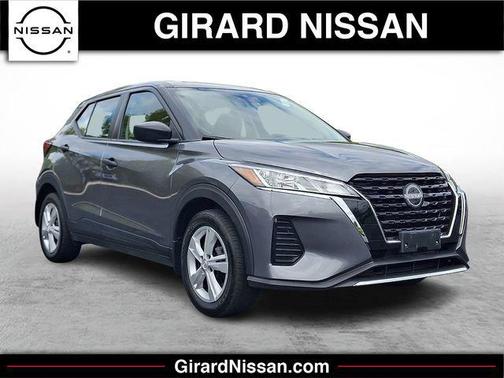 Gun Metallic 2023 Nissan Kicks S