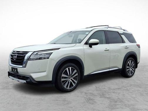 2022 Nissan Pathfinder Platinum 4WD