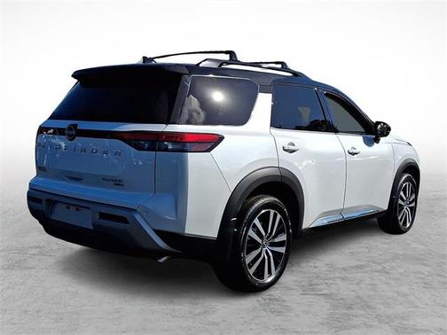2025 Nissan Pathfinder Platinum 4WD