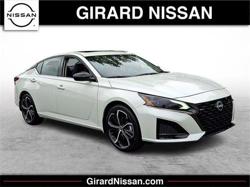 2025 Nissan Altima SR FWD