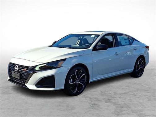 2025 Nissan Altima SR AWD