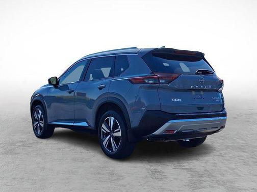 Boulder Gray Pearl 2023 Nissan Rogue Platinum