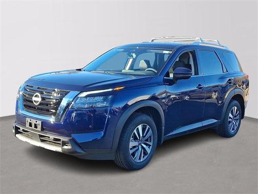 2025 Nissan Pathfinder SL 4WD