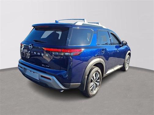 2025 Nissan Pathfinder SL 4WD