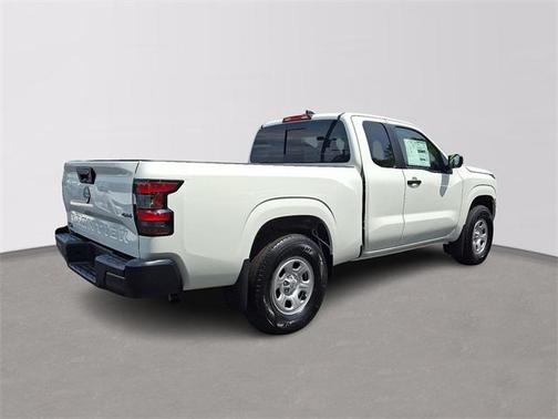 2025 Nissan Frontier S