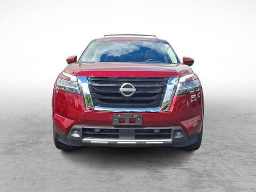 Scarlet Ember Tintcoat 2022 Nissan Pathfinder Platinum 4WD