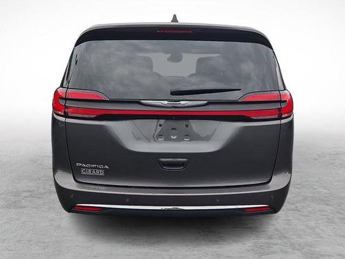 Granite Crystal Metallic Clearcoat 2023 Chrysler Pacifica Touring L
