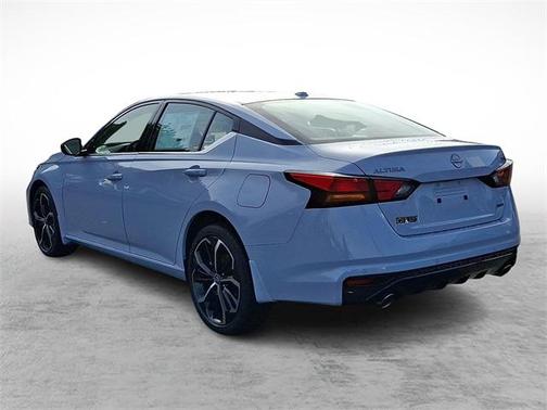 2025 Nissan Altima SR AWD