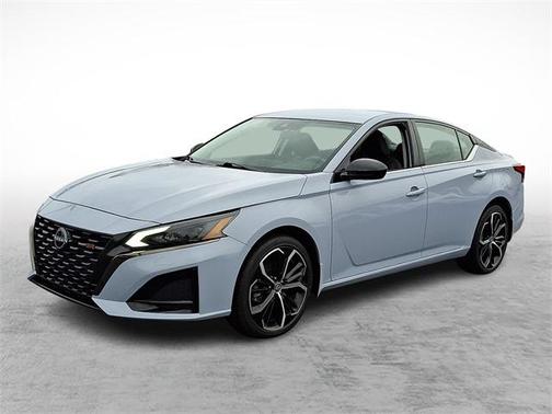 2023 Nissan Altima SR Intelligent AWD