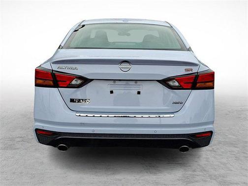 2023 Nissan Altima SR Intelligent AWD