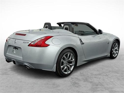 2010 Nissan 370Z Base