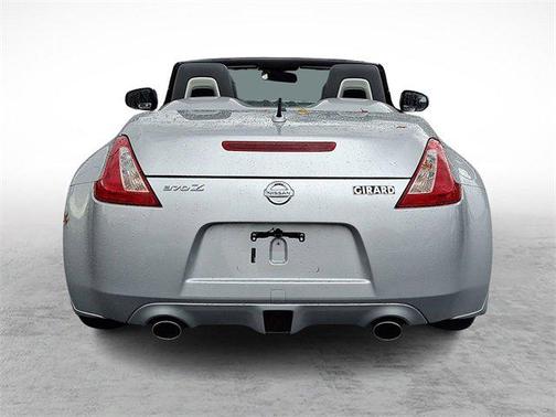 2010 Nissan 370Z Base