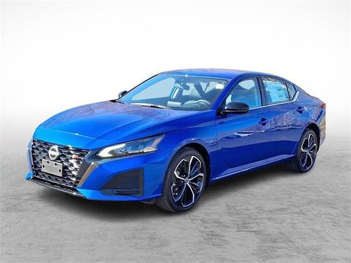 2025 Nissan Altima SR AWD