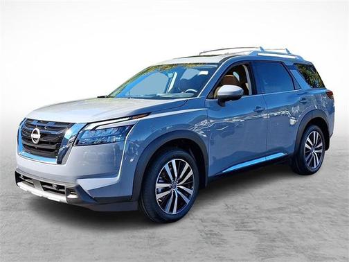 2025 Nissan Pathfinder Platinum 4WD