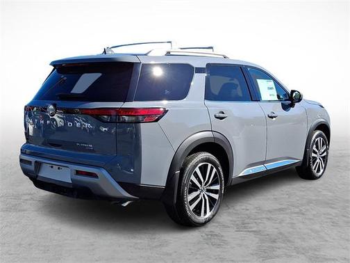 2025 Nissan Pathfinder Platinum 4WD