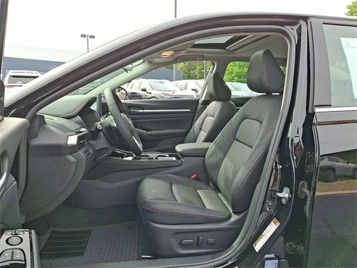 2025 Nissan Altima SR AWD