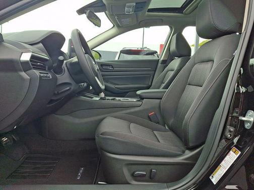 Super Black 2026 Nissan Altima SV FWD