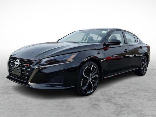 2025 Nissan Altima SR FWD