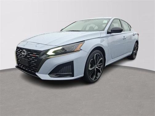 2023 Nissan Altima SR Intelligent AWD