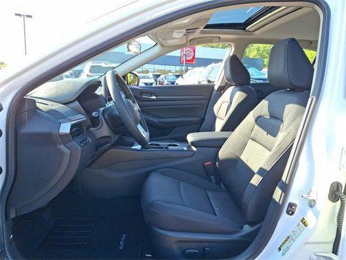 2025 Nissan Altima SV AWD