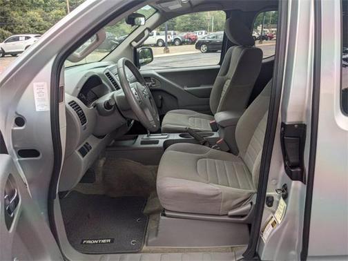 Brilliant Silver 2015 Nissan Frontier S