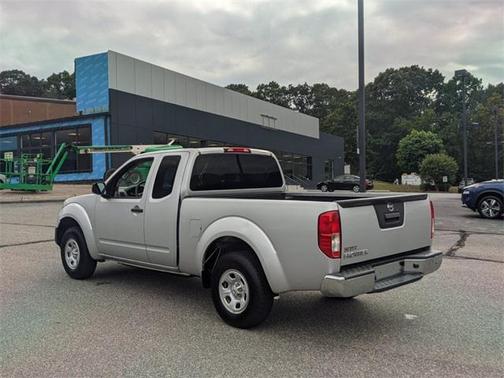 Brilliant Silver 2015 Nissan Frontier S