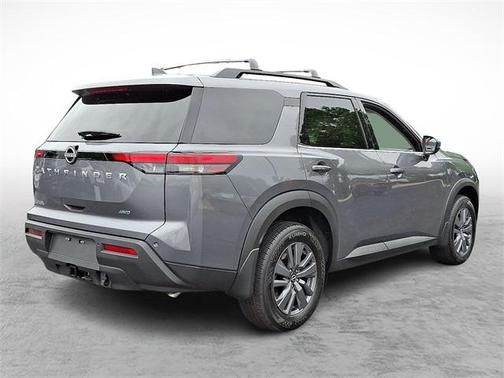 2025 Nissan Pathfinder SV 4WD