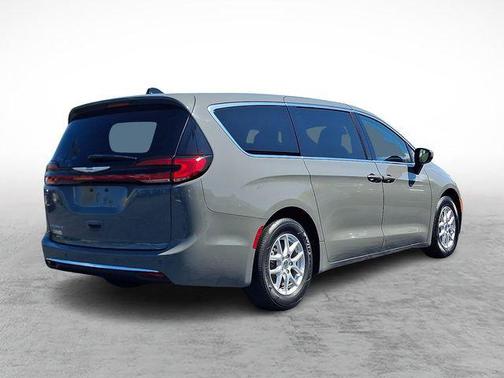 Ceramic Gray Clearcoat 2023 Chrysler Pacifica Touring L