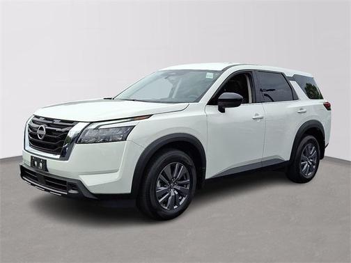 2025 Nissan Pathfinder S 4WD