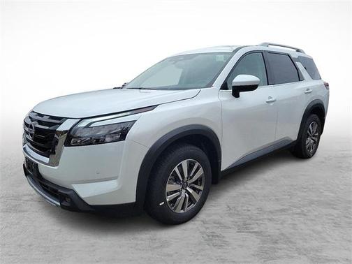 2025 Nissan Pathfinder SL 4WD