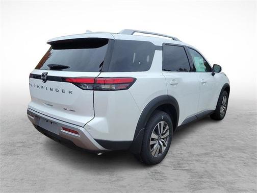 2025 Nissan Pathfinder SL 4WD