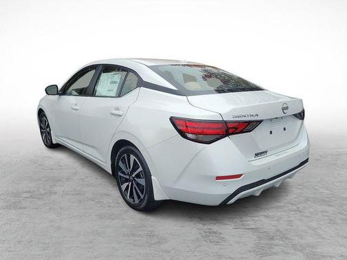 Aspen White Pearl 2025 Nissan Sentra SV