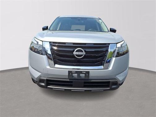 2023 Nissan Pathfinder S 4WD