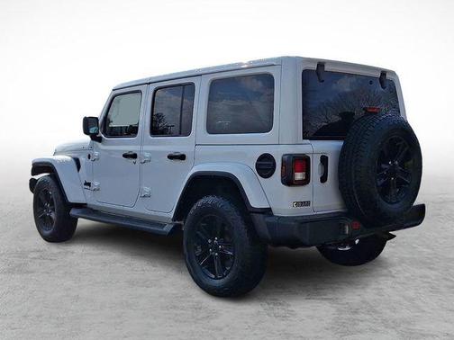 Bright White Clearcoat 2023 Jeep Wrangler 4-Door Sahara Altitude 4x4