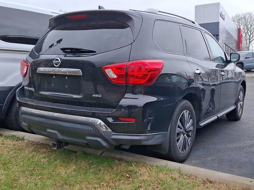 Magnetic Black Pearl 2019 Nissan Pathfinder S