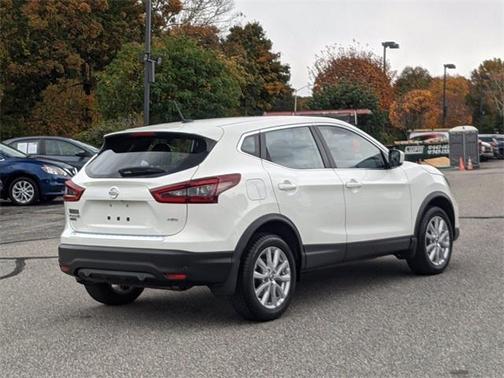 Glacier White 2020 Nissan Rogue Sport S