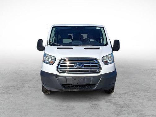 2015 Ford Transit-150 XLT