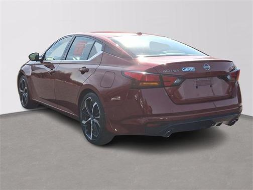 2024 Nissan Altima SR FWD