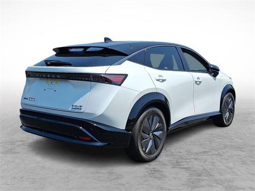 2025 Nissan ARIYA EVOLVE+